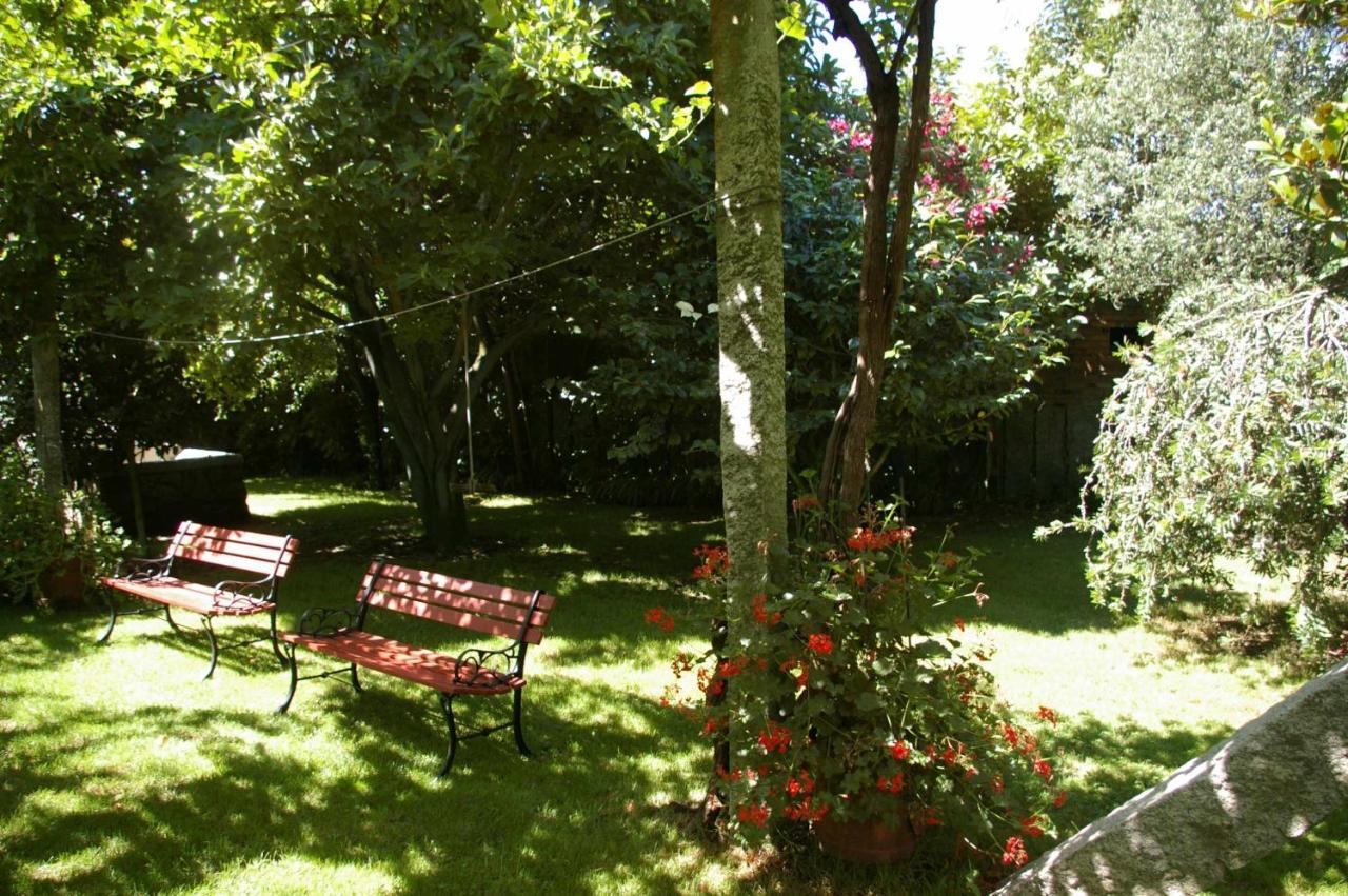 Vivienda Tradicional Con Jardin Y Patio Interior Villa Villanueva De Arosa Exterior photo